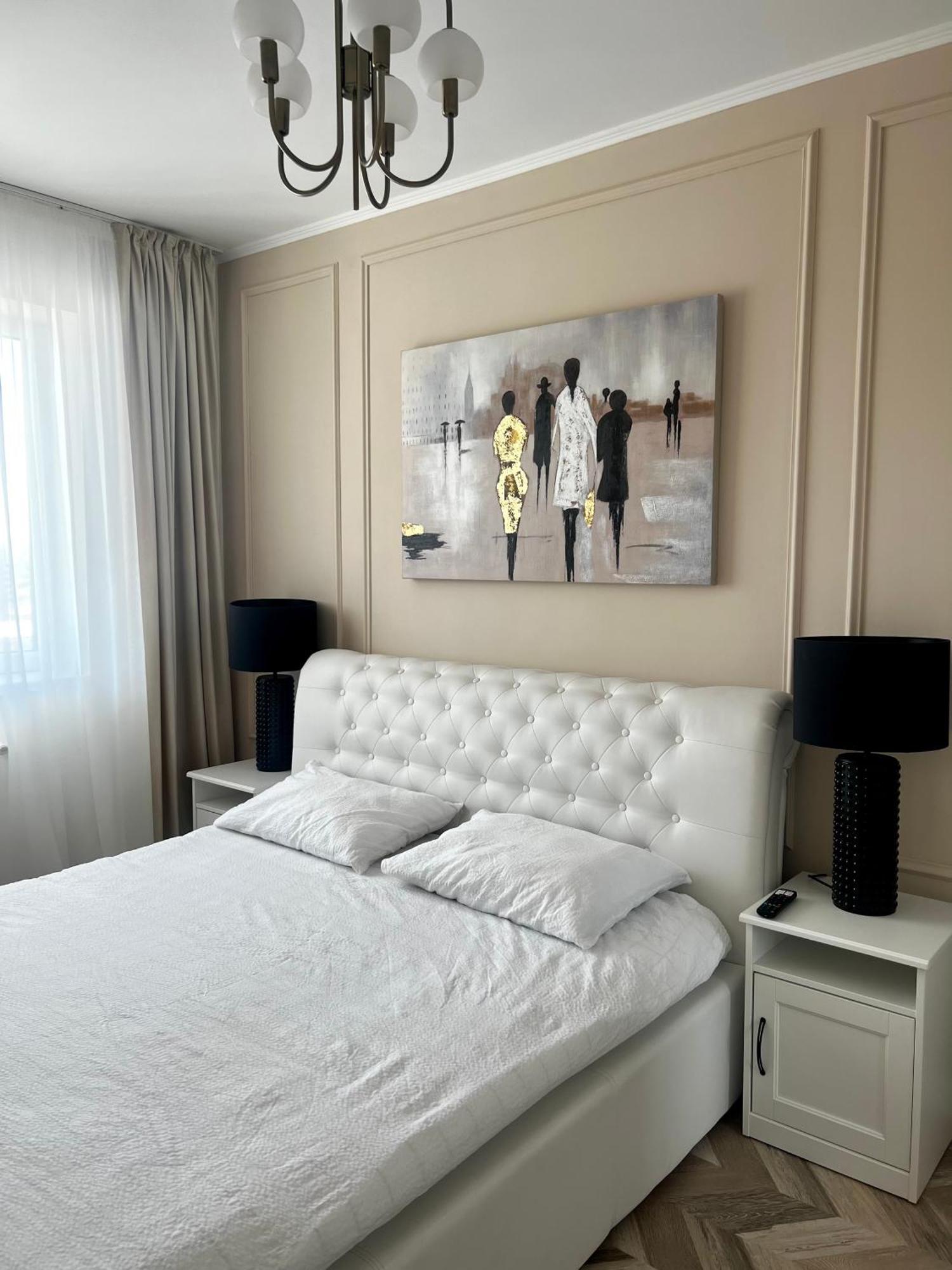 Glim Suite Oradea Eksteriør billede